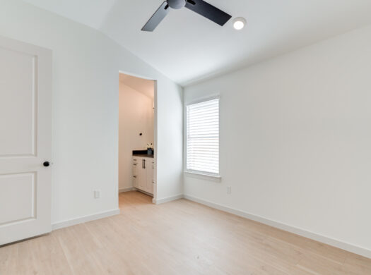 12601 Louisville Ave. | Bonus Room