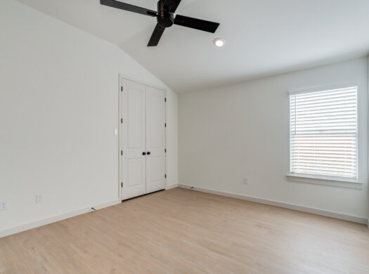12601 Louisville Ave. | Bonus Room