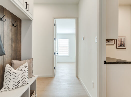 12601 Louisville Ave. | Bonus Room