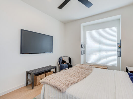 12601 Louisville Ave. | Bonus Room