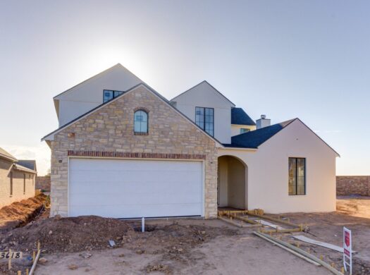 3618 126th Pl. | Two-Story + Pool