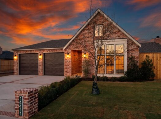 14411 Joliet Ave. | 4-Car Garage