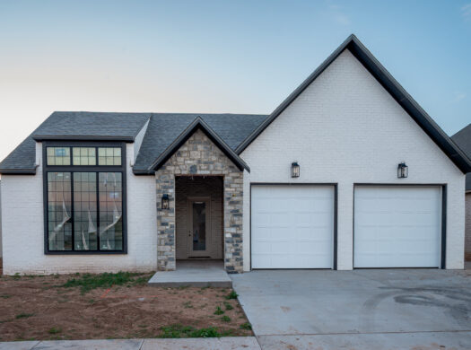 3616 126th Pl. | Extended 3-Car Garage