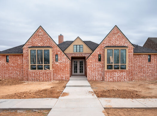 3807 123rd St. | 3-Car Garage
