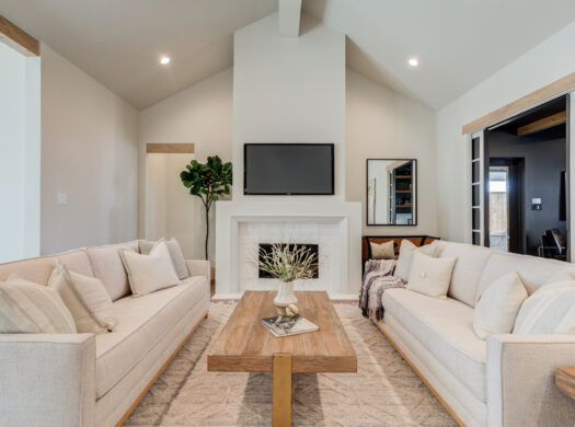 3808 123rd St. | 3-Car Garage