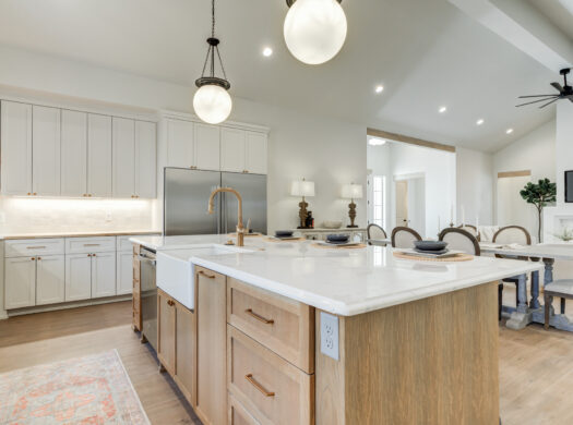 3808 123rd St. | 3-Car Garage