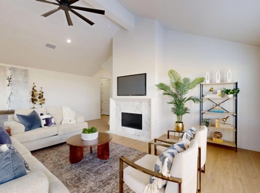 3612 126th Pl. | Extended 3-Car Garage