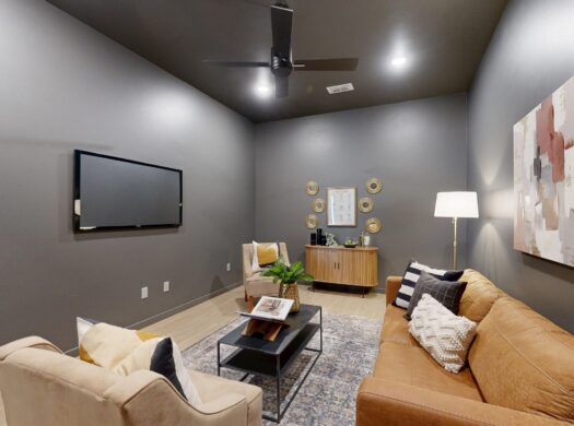 3616 126th Pl. | Extended 3-Car Garage