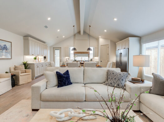 3627 122nd St. | 3-Car Garage