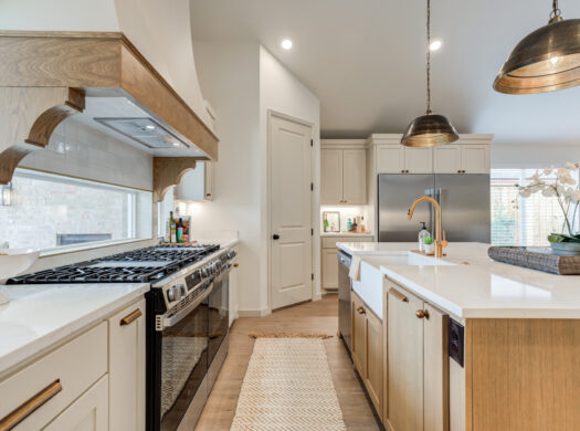 3627 122nd St. | 3-Car Garage