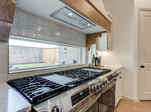 3627 122nd St. | 3-Car Garage