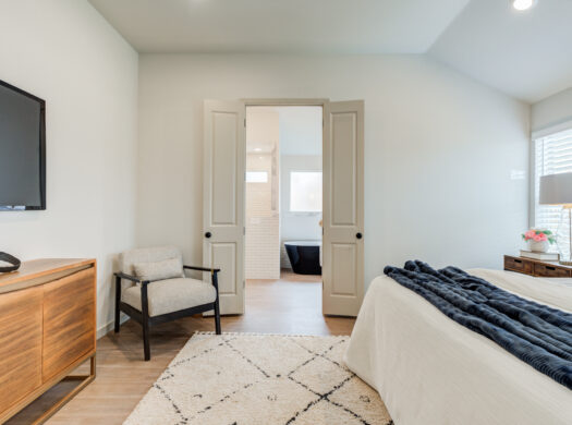 3627 122nd St. | 3-Car Garage