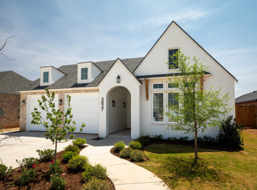 3627 122nd St. | 3-Car Garage