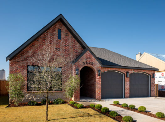 3629 122nd St. | Extended 3-Car Garage