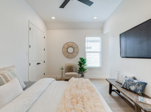 3806 123rd St. | Office