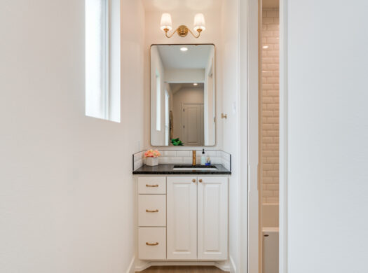 3806 123rd St. | Office