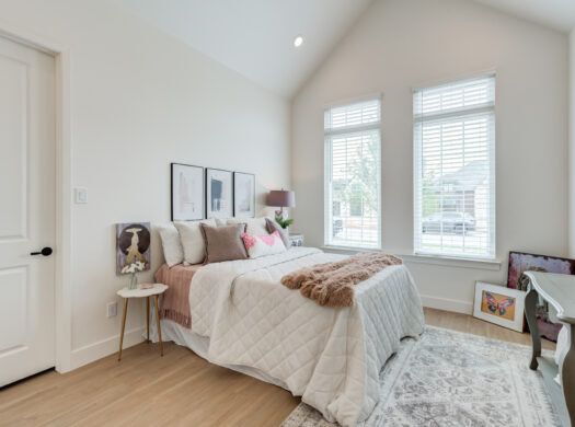3806 123rd St. | Office