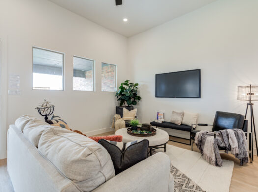 3806 123rd St. | Office