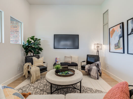3806 123rd St. | Office