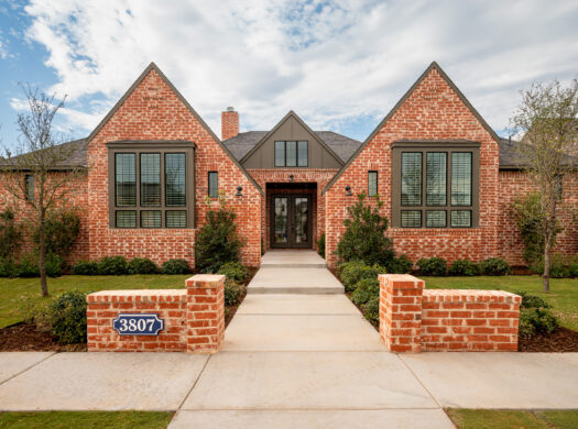 3807 123rd St. | 3-Car Garage