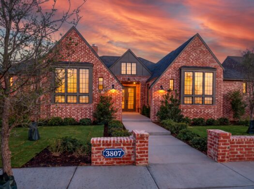 3807 123rd St. | 3-Car Garage