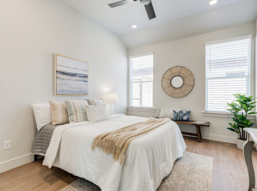 3808 123rd St. | 3-Car Garage