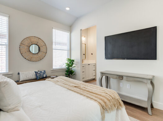 3808 123rd St. | 3-Car Garage