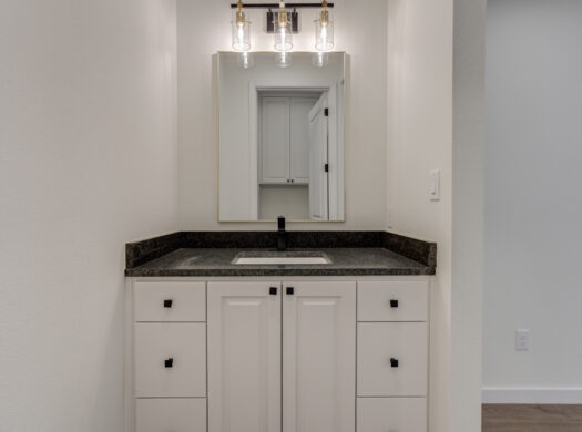 3606 127th St. | Wet Bar