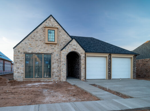 3612 126th Pl. | Extended 3-Car Garage